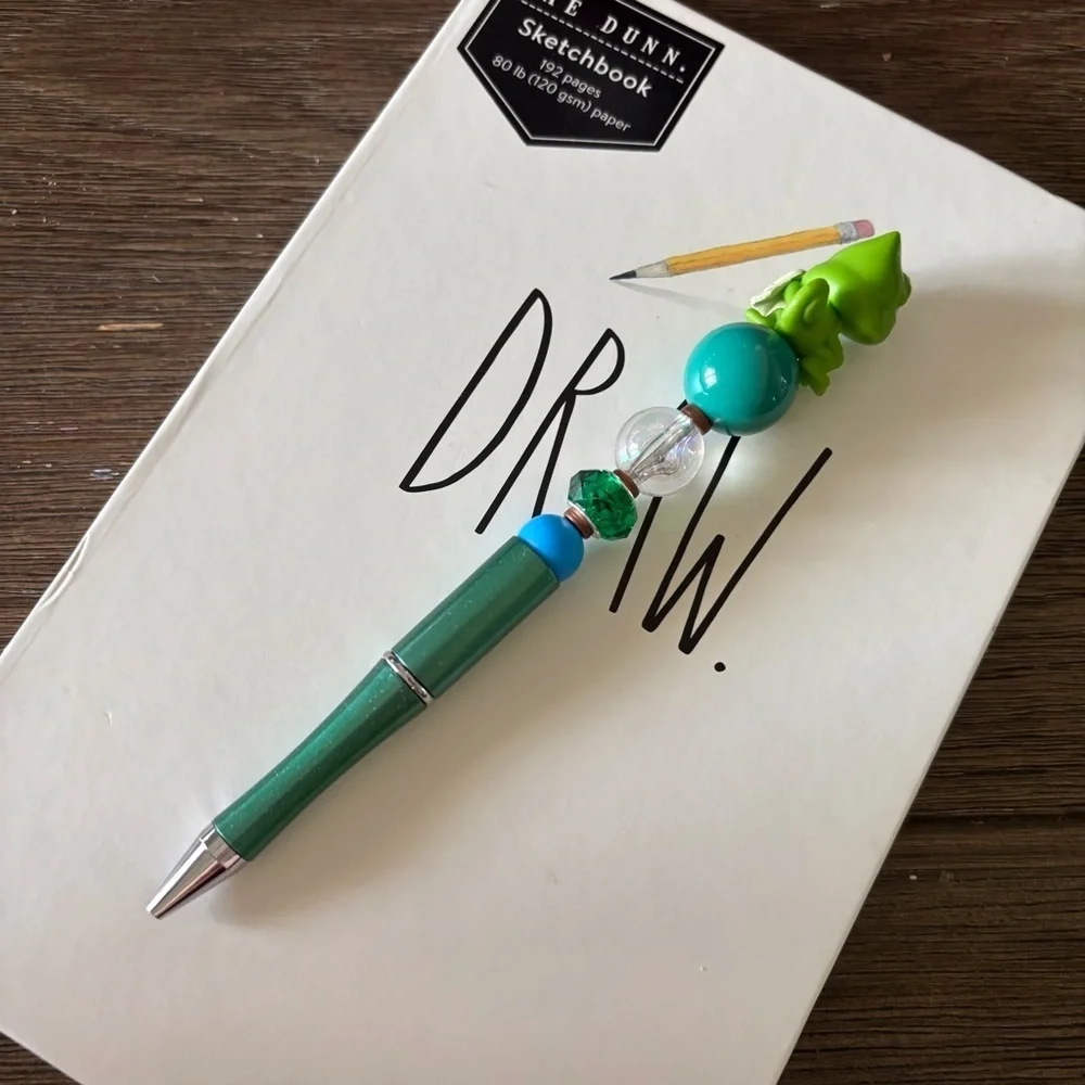 Disney Doorables: Tangled: Pascal handmade beaded pen